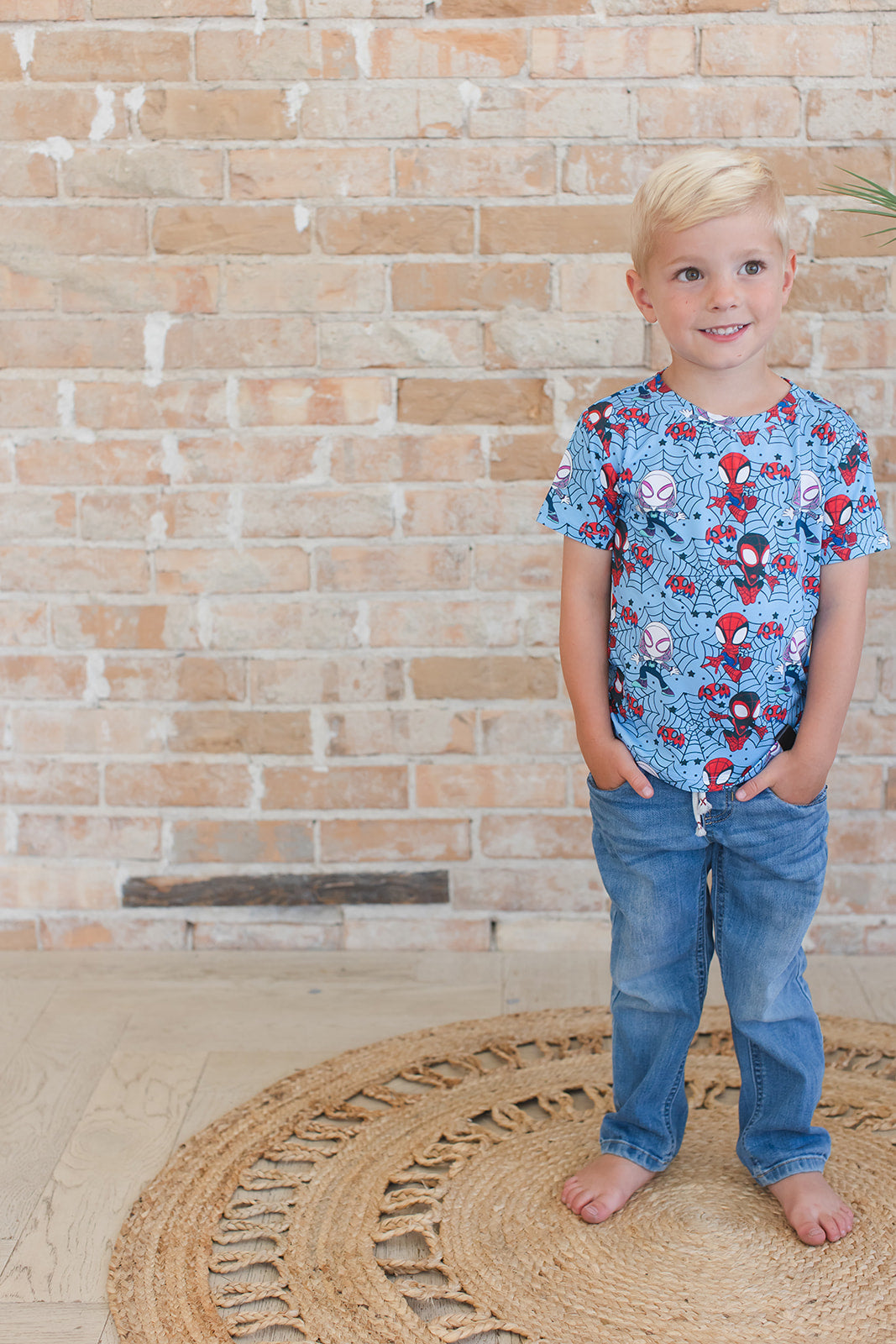 Webs UP - Everyday Tee