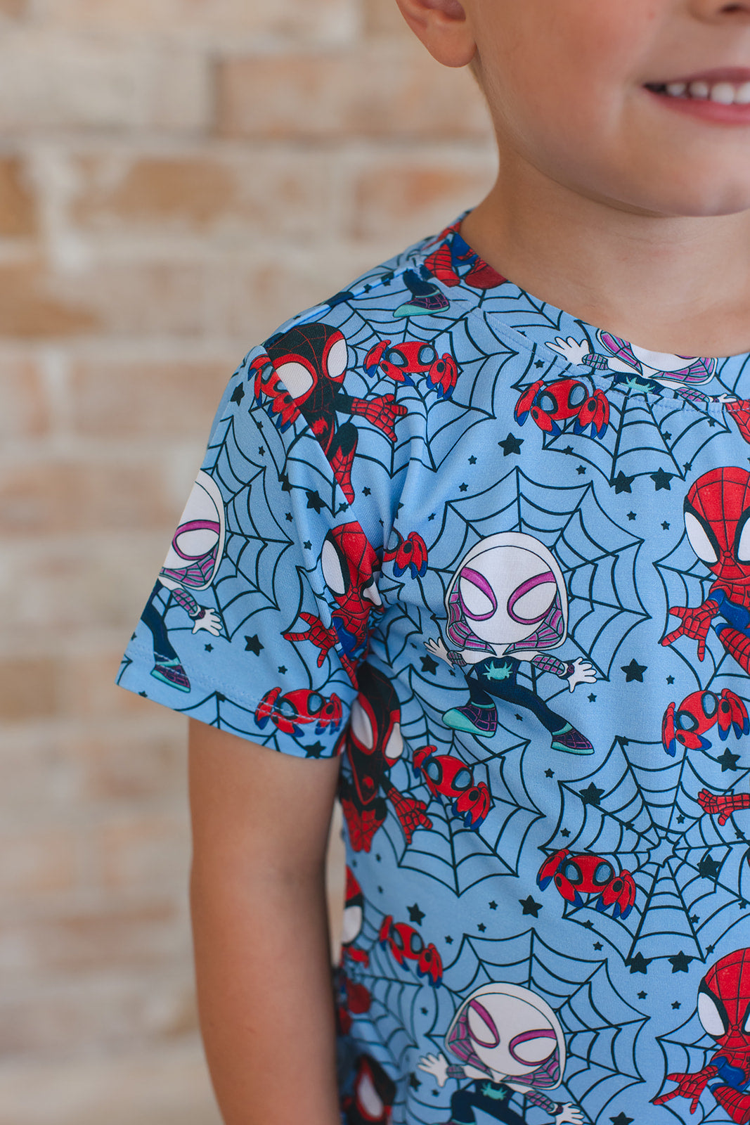 Webs UP - Everyday Tee