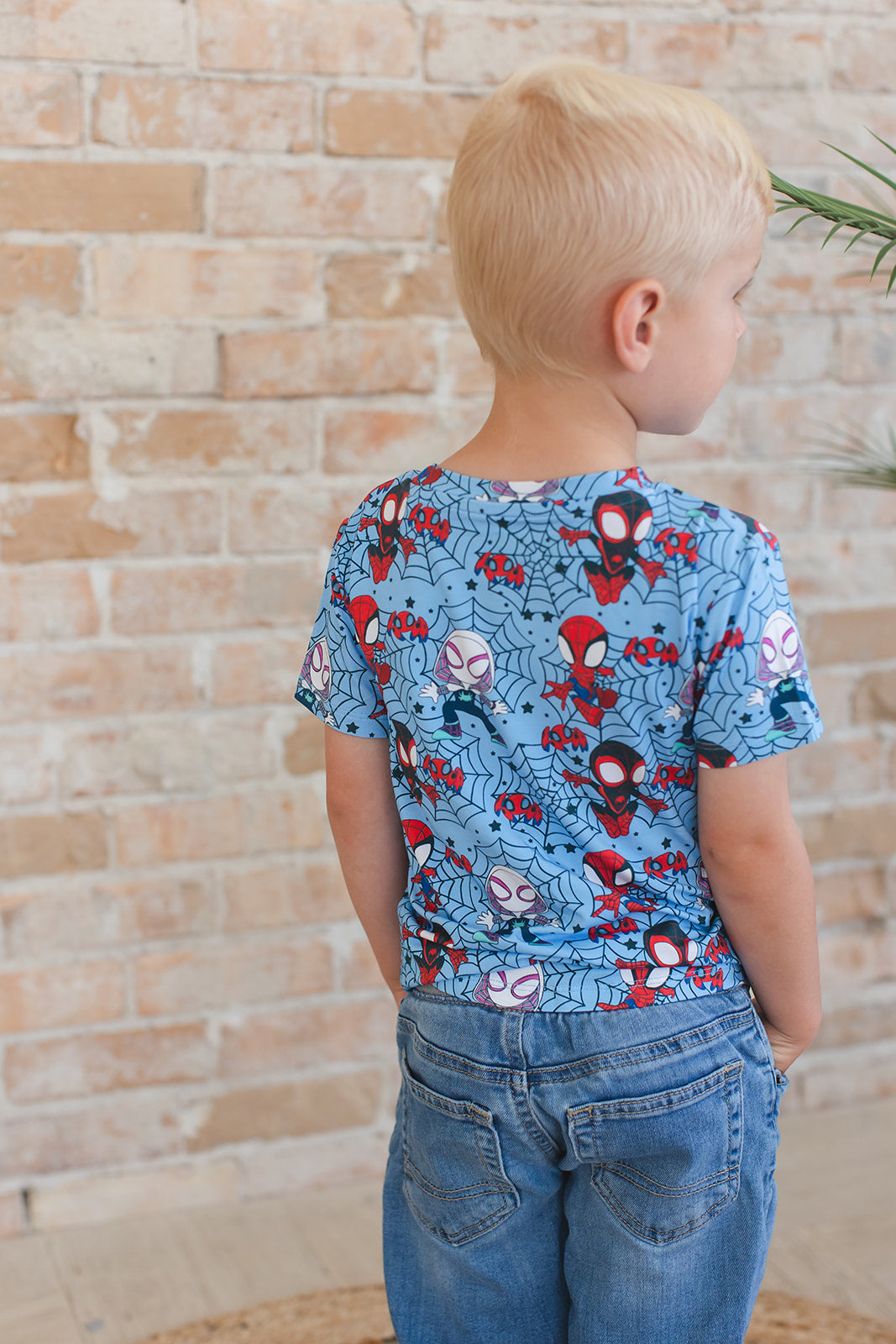 Webs UP - Everyday Tee