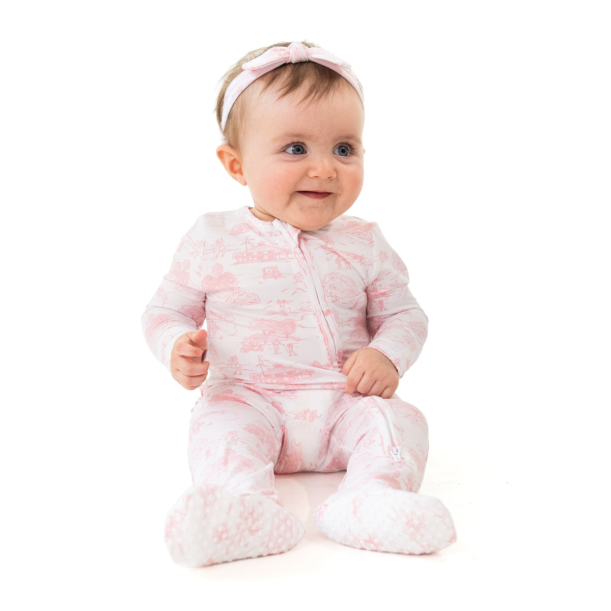 Golf Toile Pink - 2 Way Ruffle Back Zipper Footie