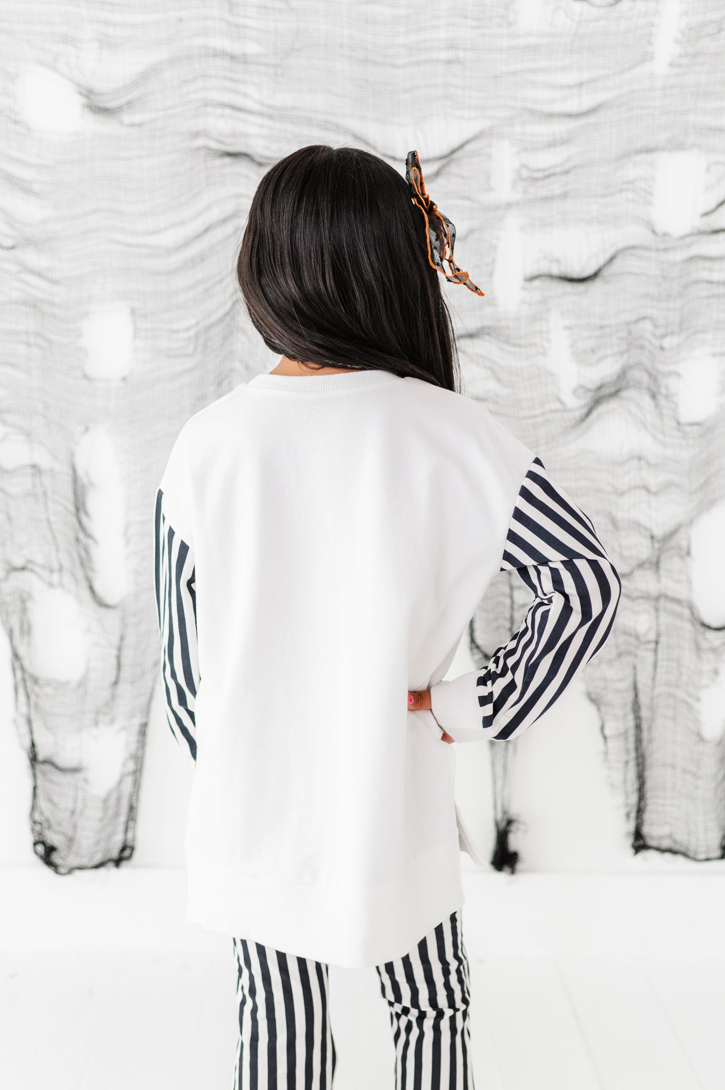 Wednesday | SIDE-SPLIT SWEATSHIRT