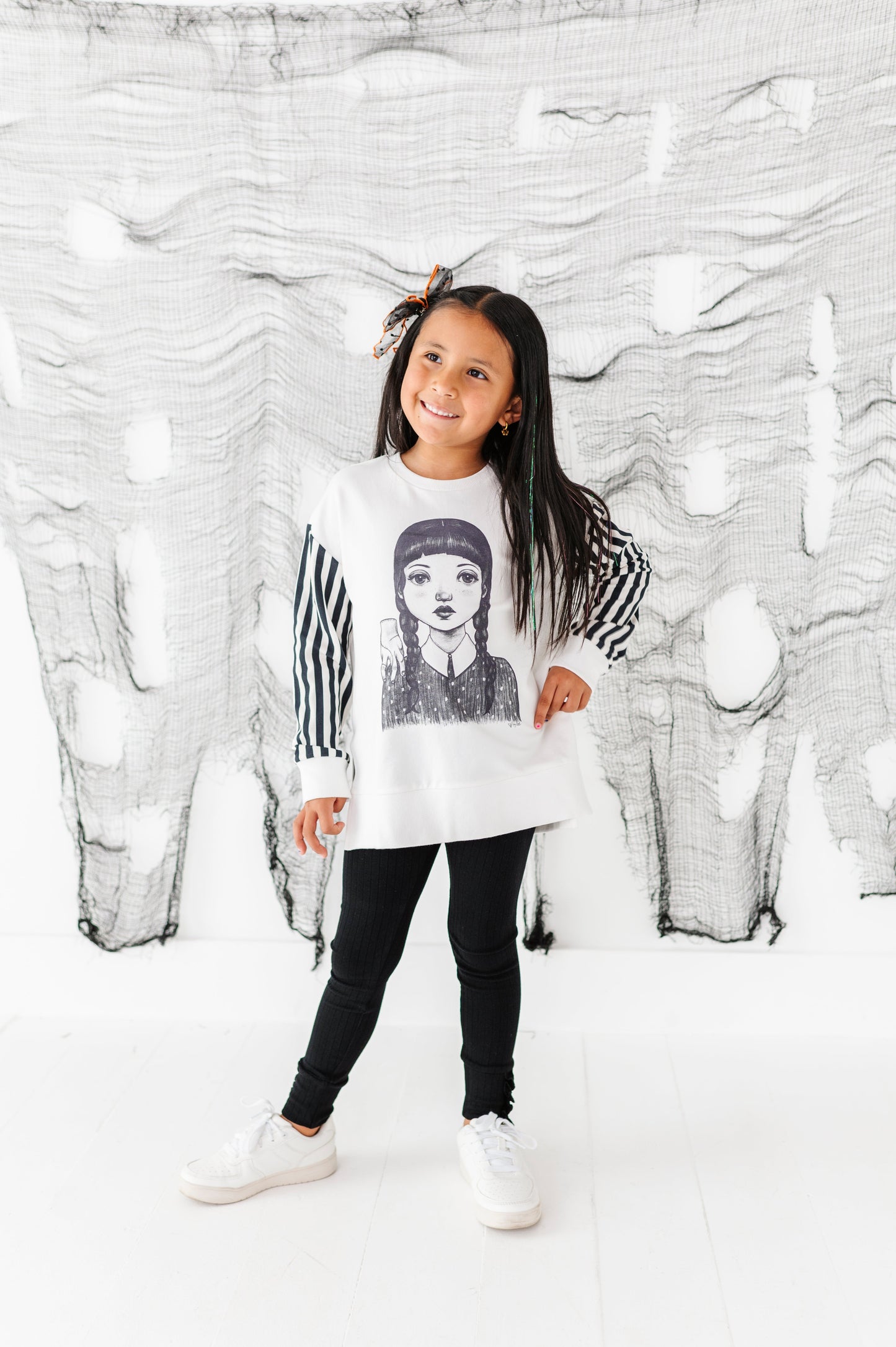 Wednesday | SIDE-SPLIT SWEATSHIRT