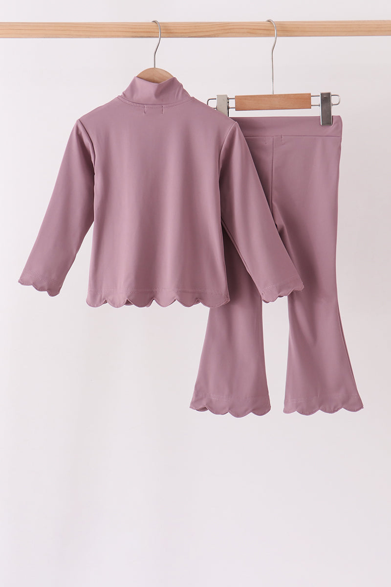Dusty plum scallped zipper active set