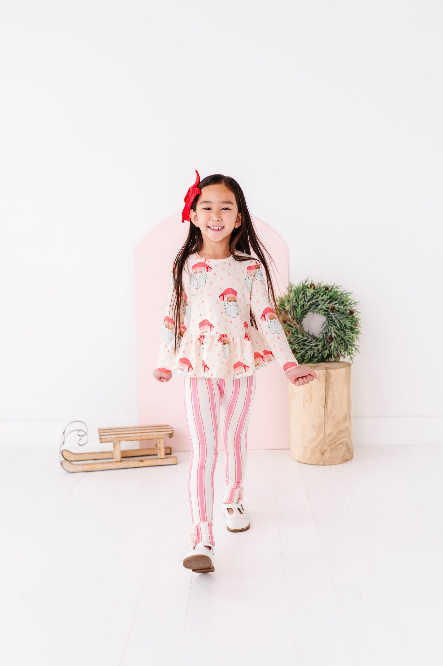 Pink Candy Cane Stripe | SLIM LEGGINGS