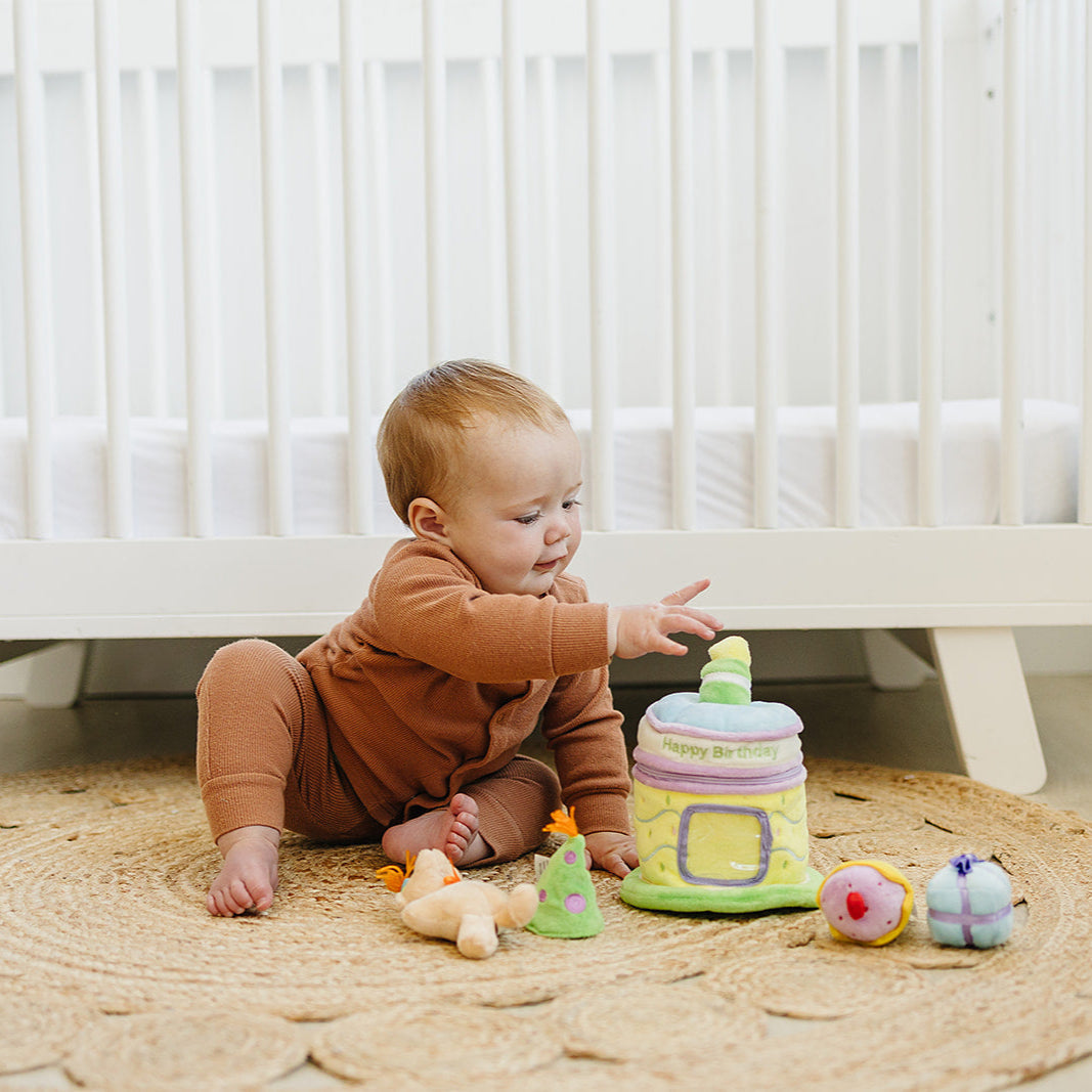 Baby's 1st First Birthday Cake and Playset