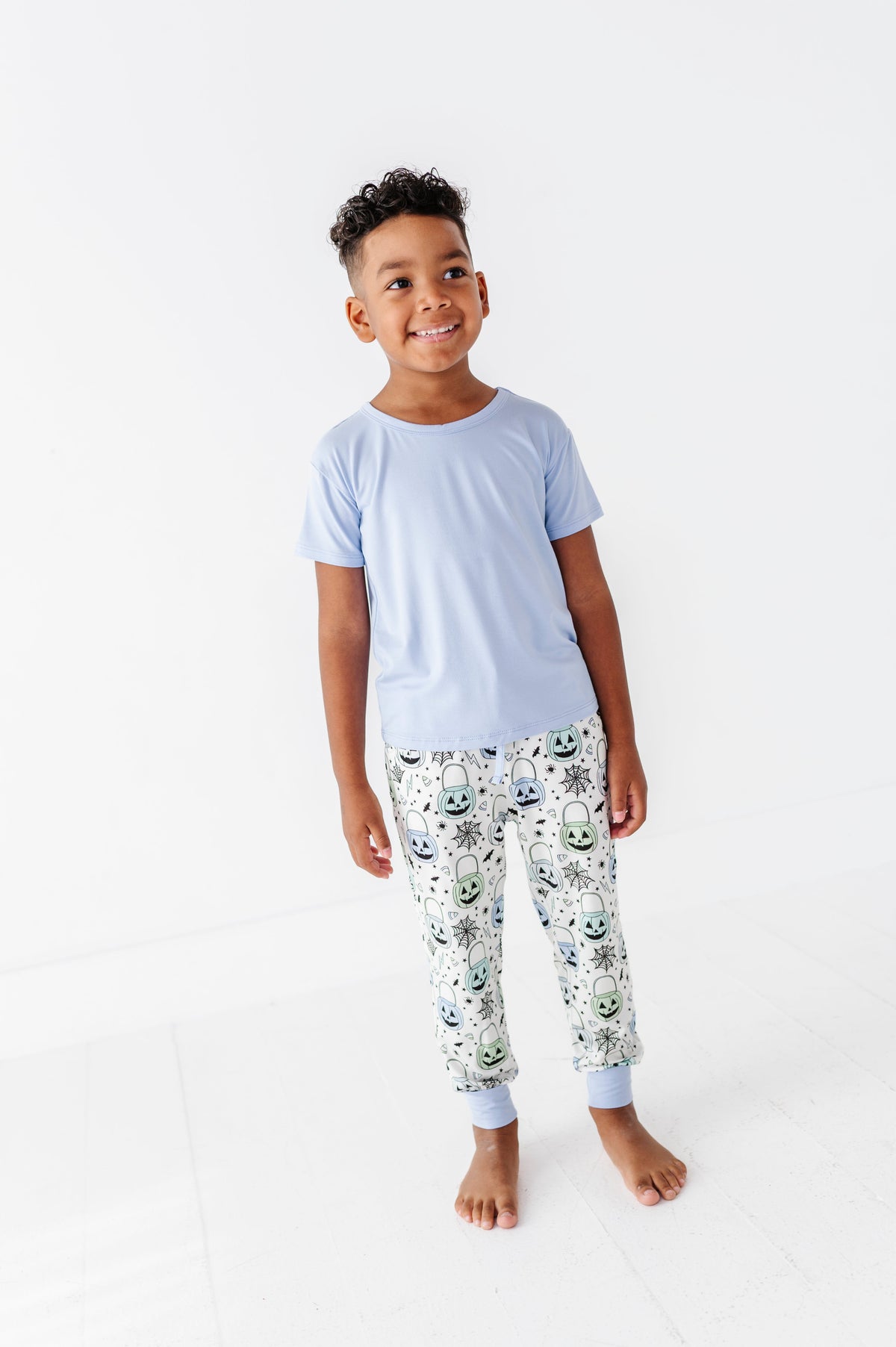 Boo Crew Jogger Set (EST SHIP TIME 1-2 WEEK)