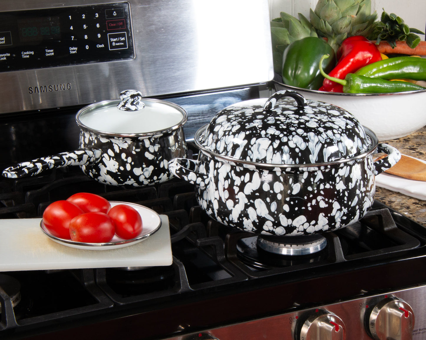 Black Swirl Dutch Oven