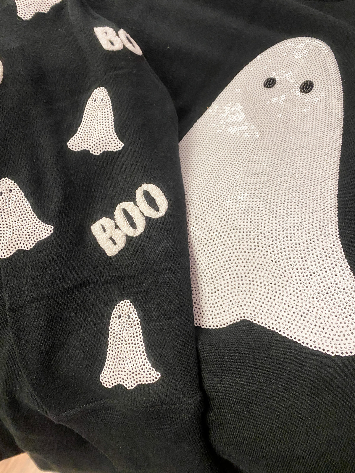 Boo Sequin Ghost Halloween Crew Neck Sweatshirt – Black