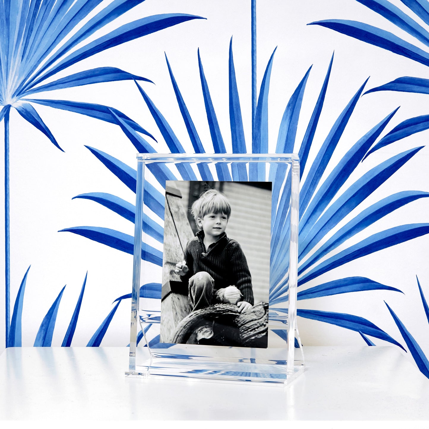 Clear Acrylic Retro Frame