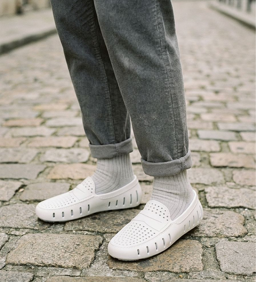 Men's Country Club Bright White Harbor Mist Gray Loafers