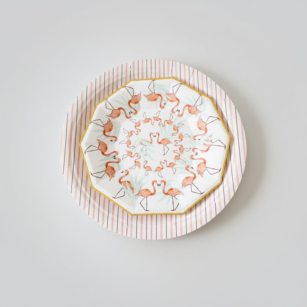 Pink Flamingo Small Plates 7" (Set of 8) – Flamingo Birthday Party Supplies