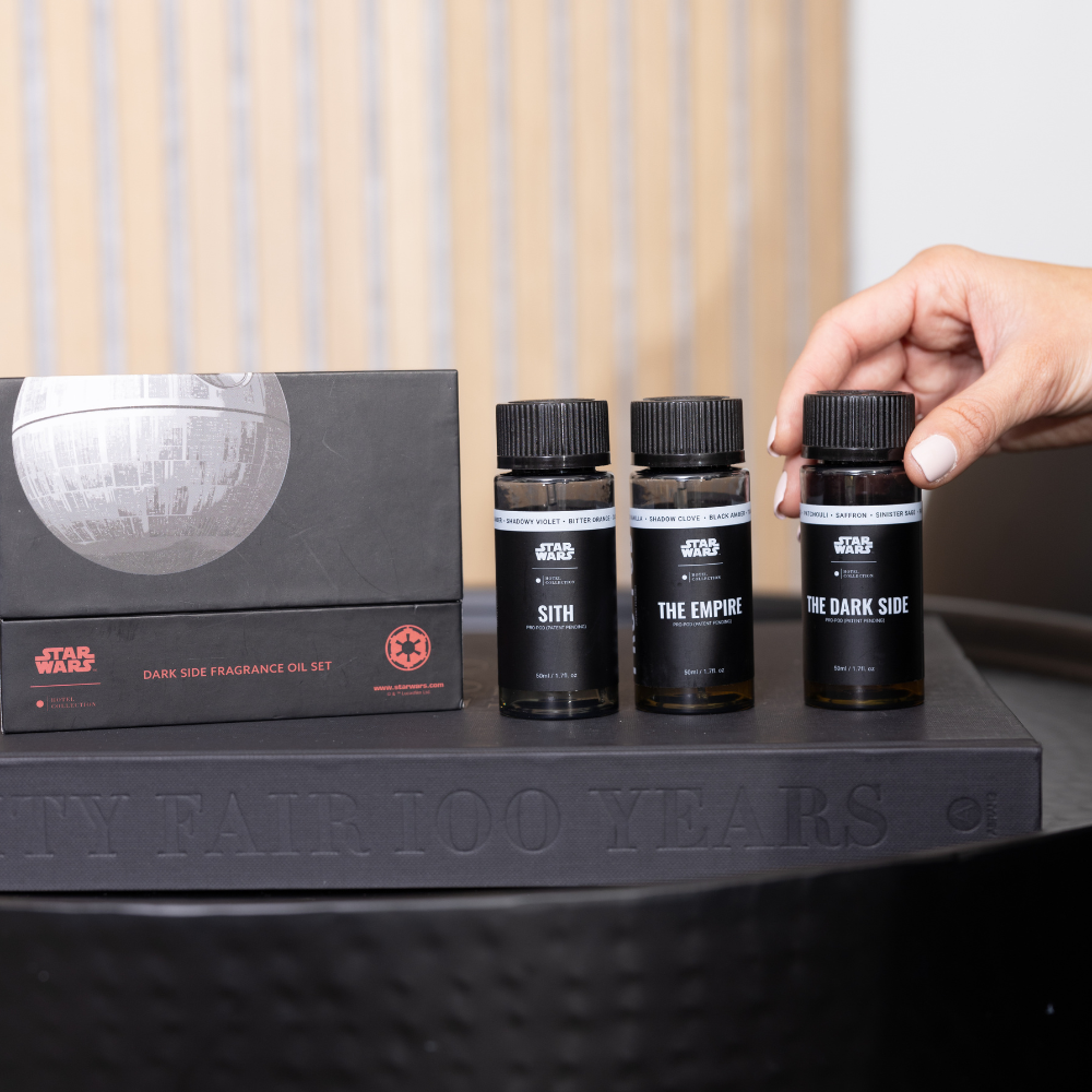 The STAR WARS ™ Dark Side Discovery set