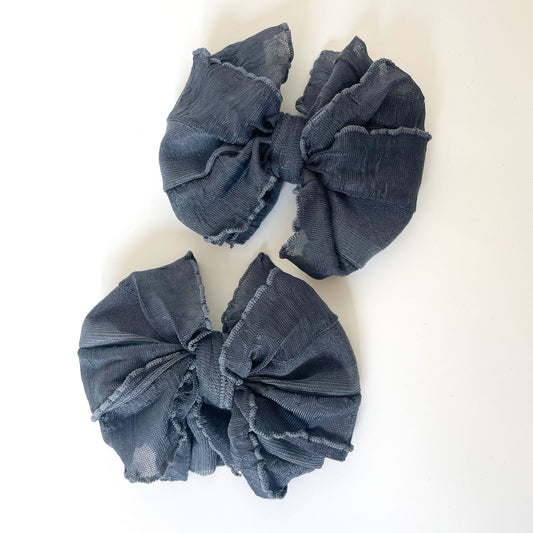 Dark Grey Ruffle Clip