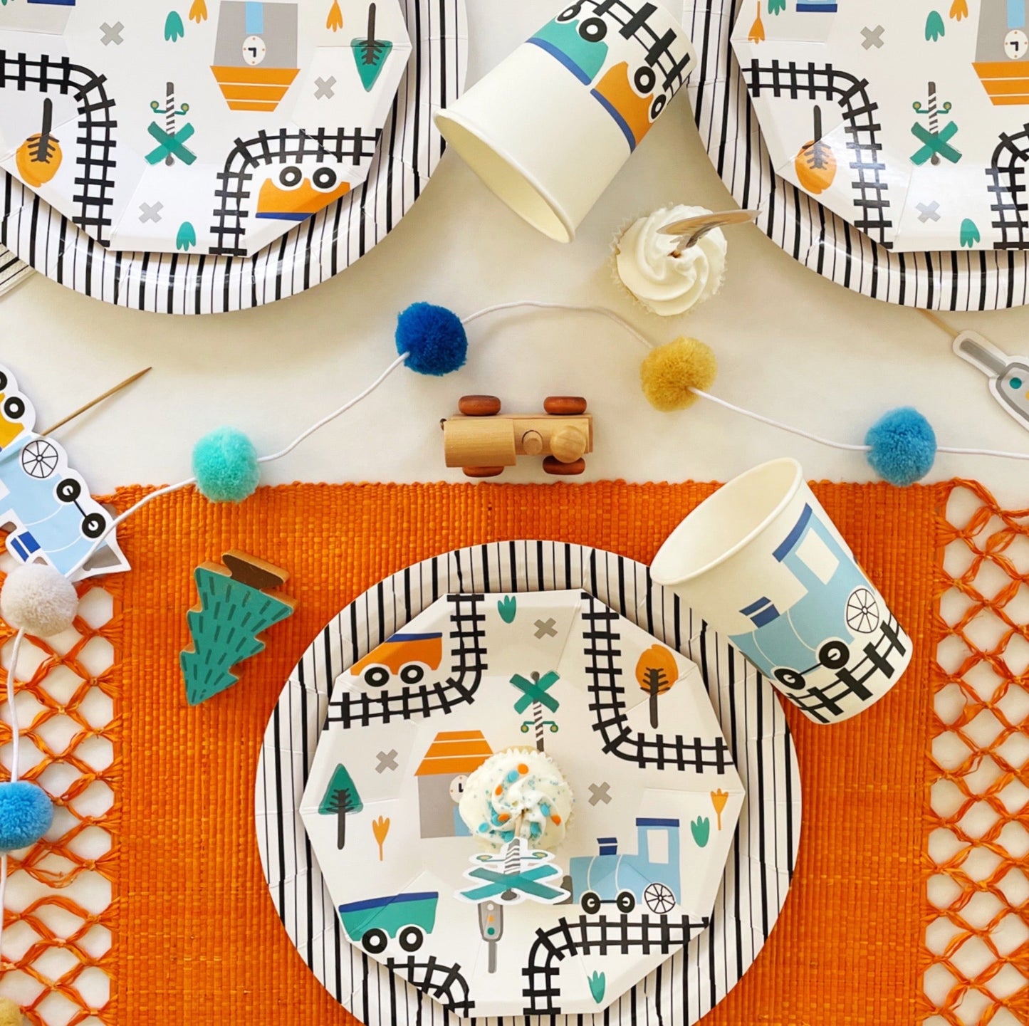 Steam Train Small Plates 7" (Set of 8) – Boys Train Birthday Party Supplies