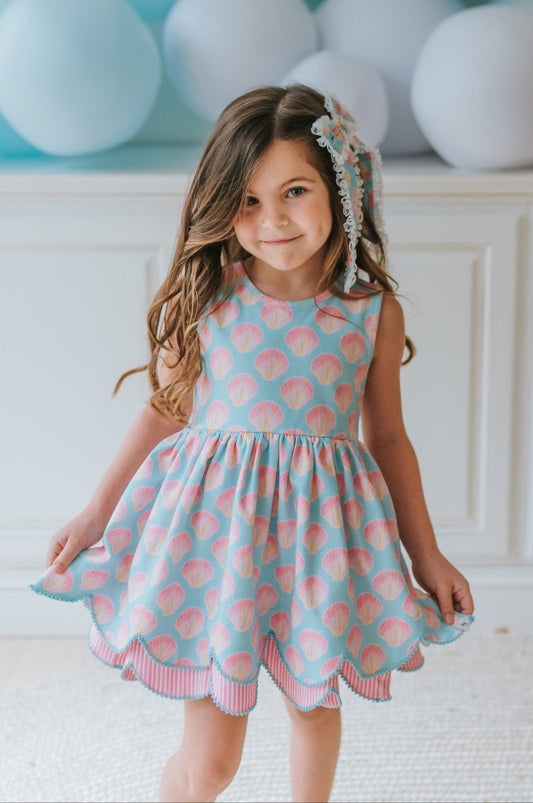 Serene Seashell Scallop Tunic Set