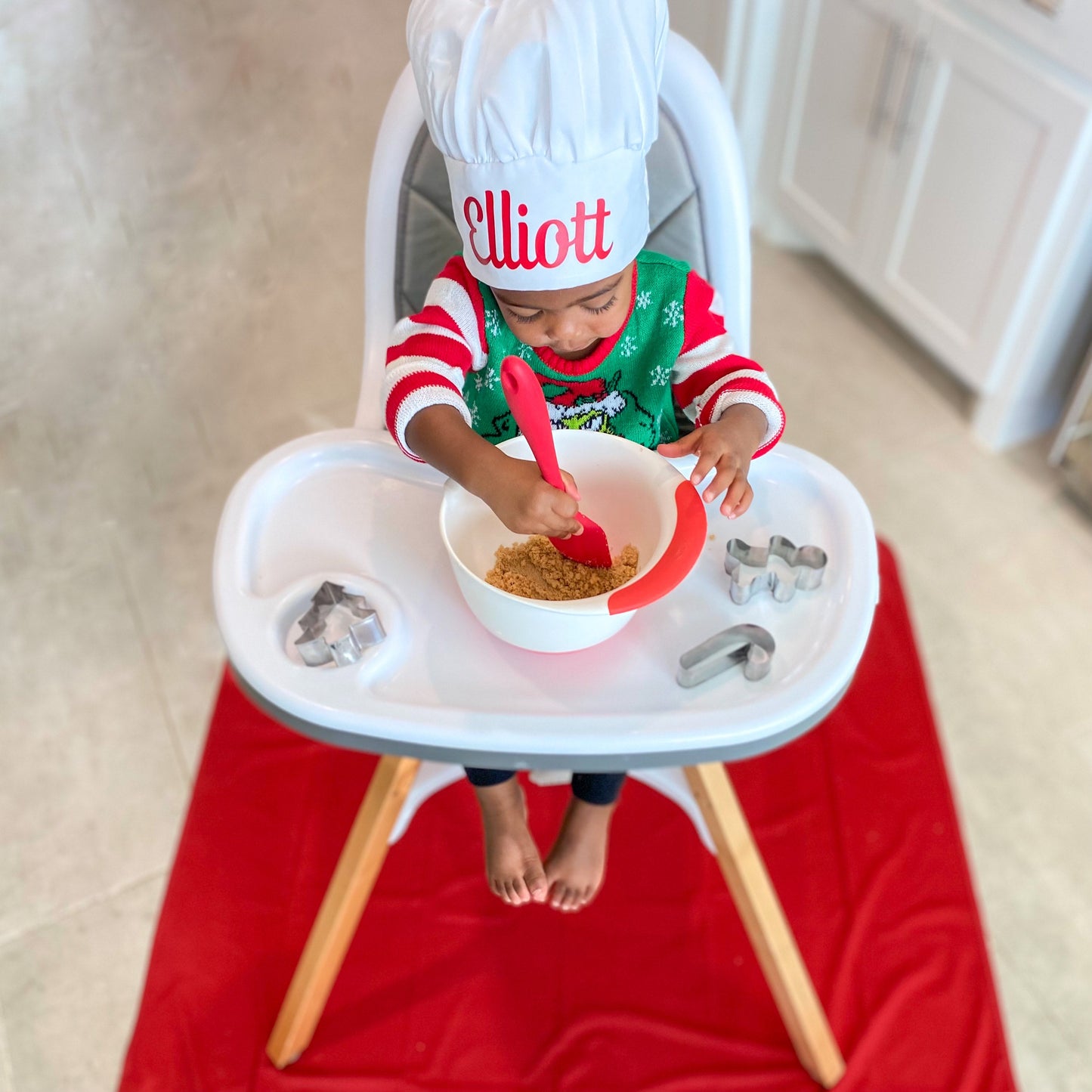 Solid Cranberry Minimalist Splash Mat - A Waterproof Catch-All for Highchair Spills and More!
