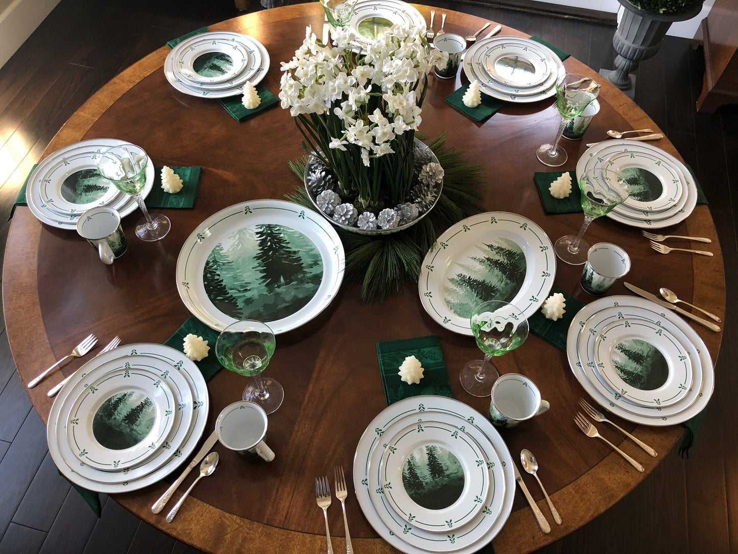 Forest Glen Sandwich Plates - Set 0f 4