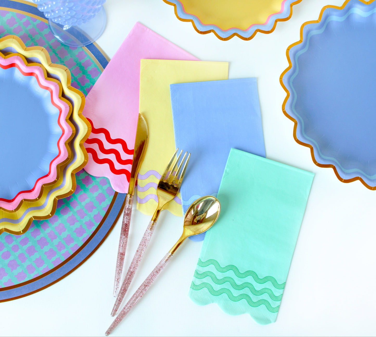 Ric Rac Rainbow Guest Napkins (16 ct)