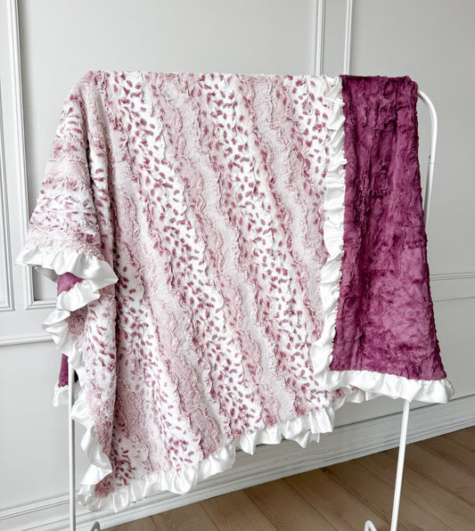 Adult Luxe Ruffle | Rosewater Quartz Blanket