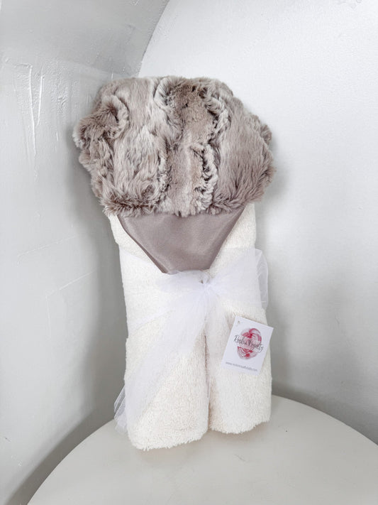 Hooded Bath Towel- Peter Rabbit