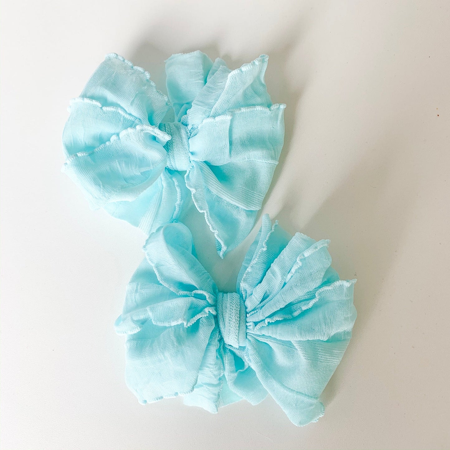 Aqua Ruffle Clip