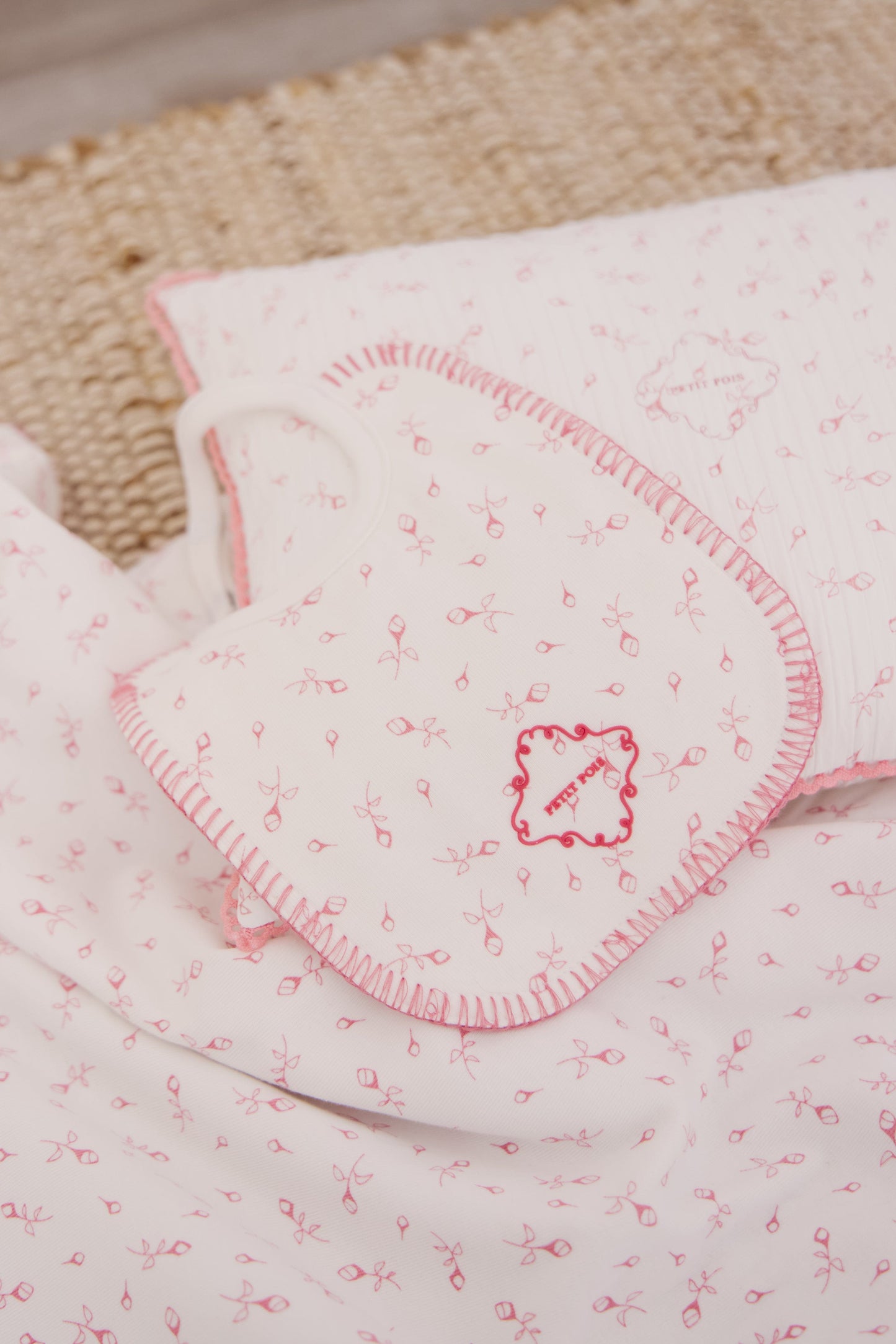 Petit Pois Bib - Pink