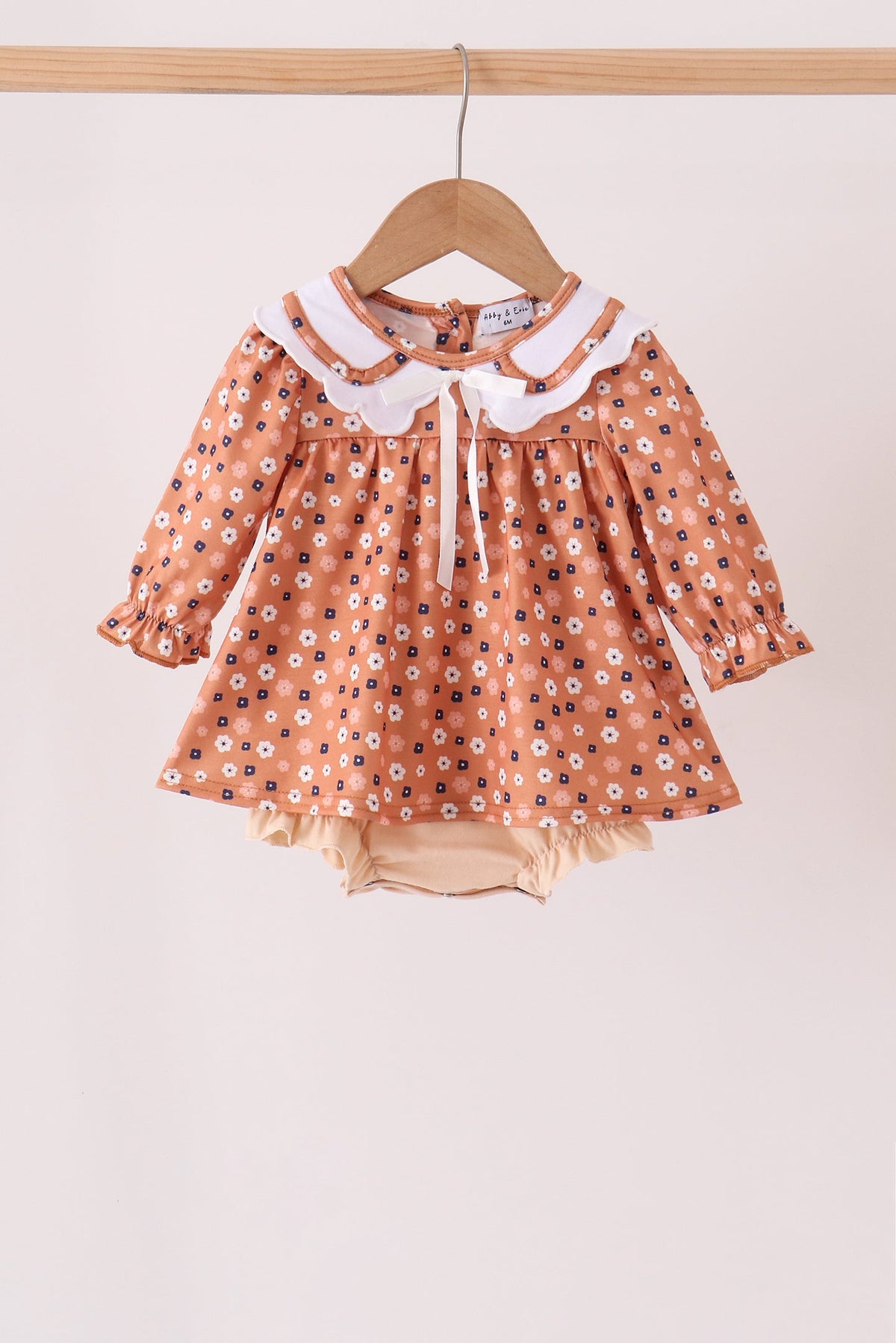 Fall floral print bubble