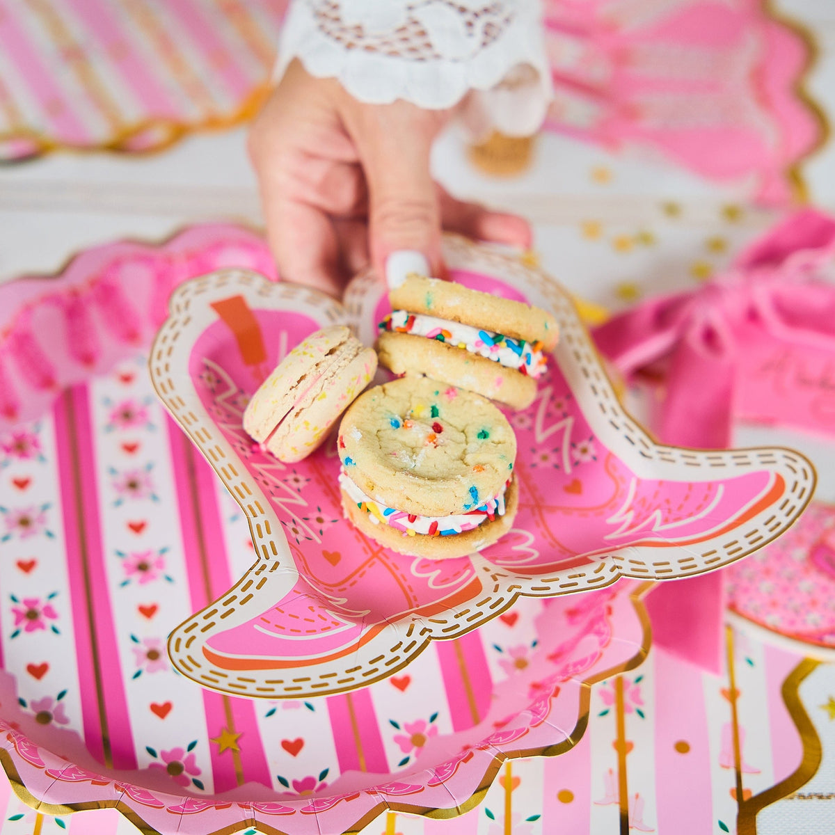 Cowboy Boot Dessert Plates (10 count)