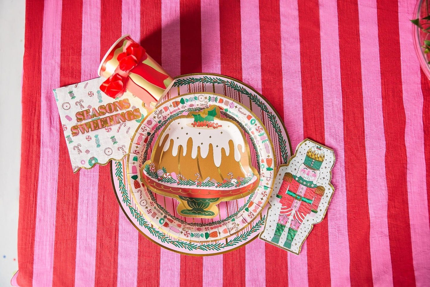 Nutcracker Guest Napkins (16 count)