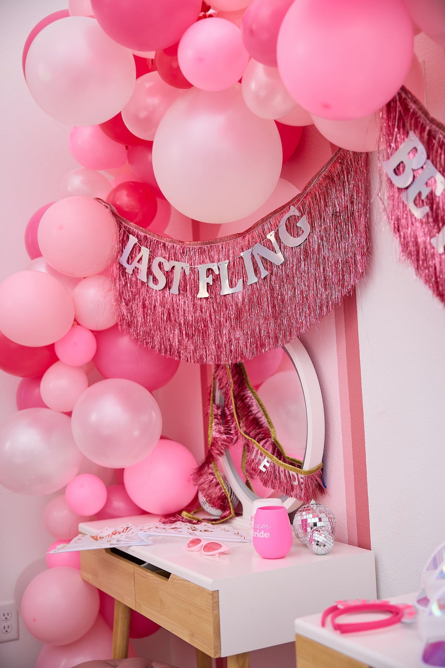 Pink Balloon Garland Kit (150 ct)