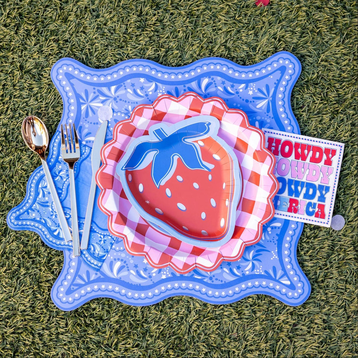 Strawberry Dessert Plate (10 ct)