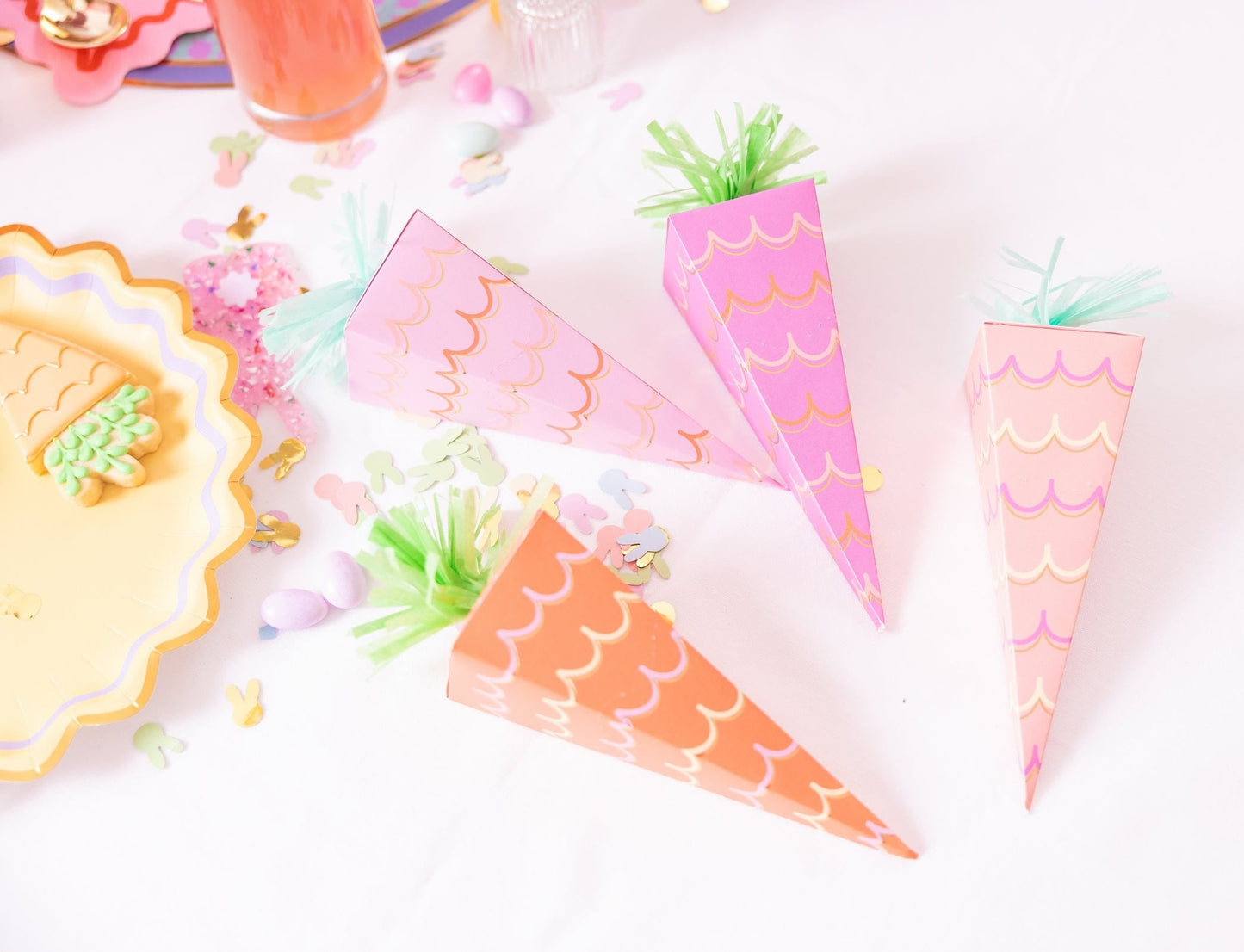 Hop & Pop Carrot Party Crackers (6 ct)