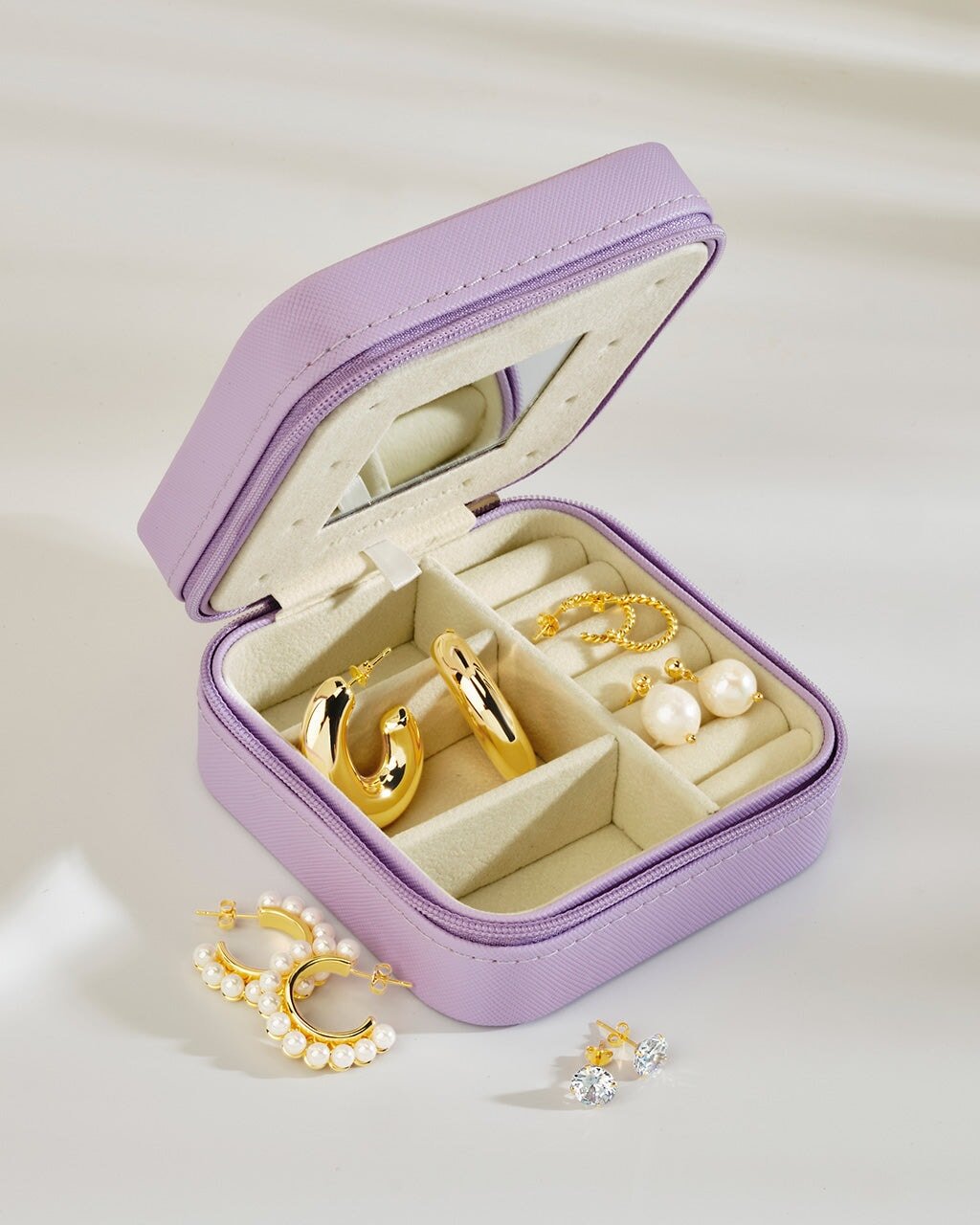 The Perfect O-ccasion Earring Case