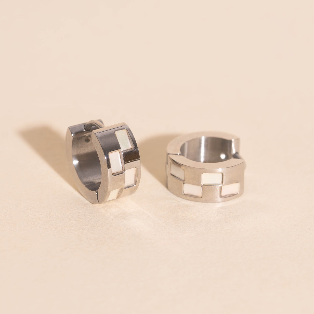 Pearl Shell Checkered Super Chunky Huggie Hoop Earrings