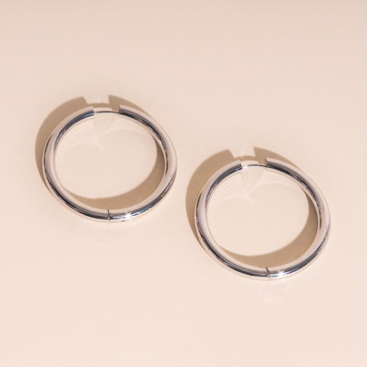 Titanium Jumbo Chunky Rounded Huggie Hoop Earrings - FeatherTUFF™
