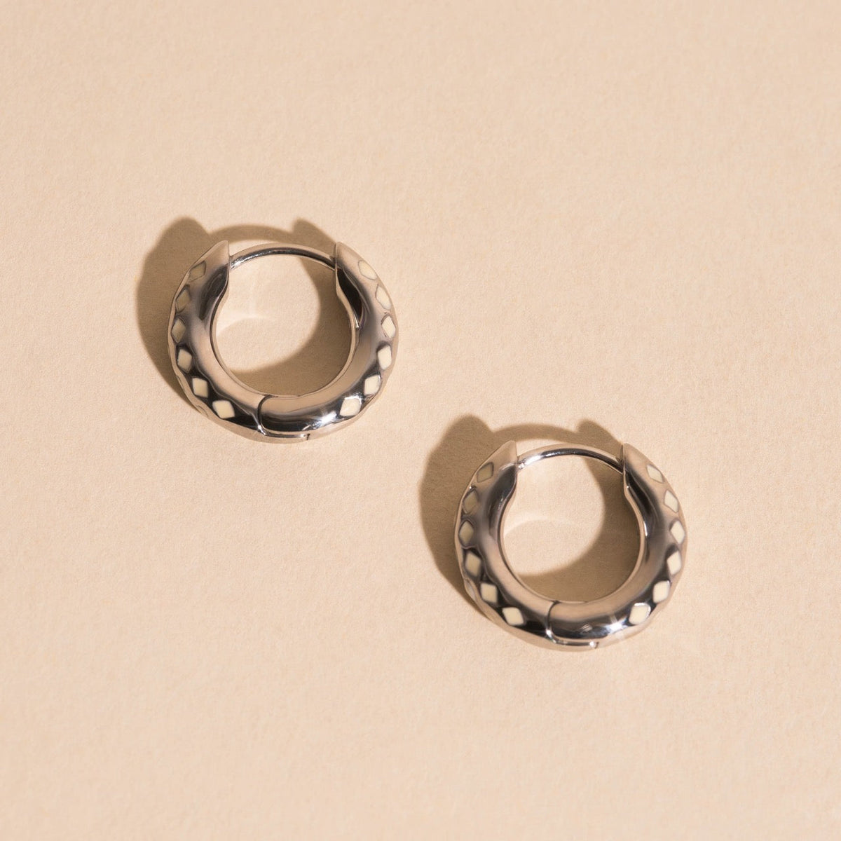 Diamond Lattice Chunky Rounded Huggie Hoop Earrings