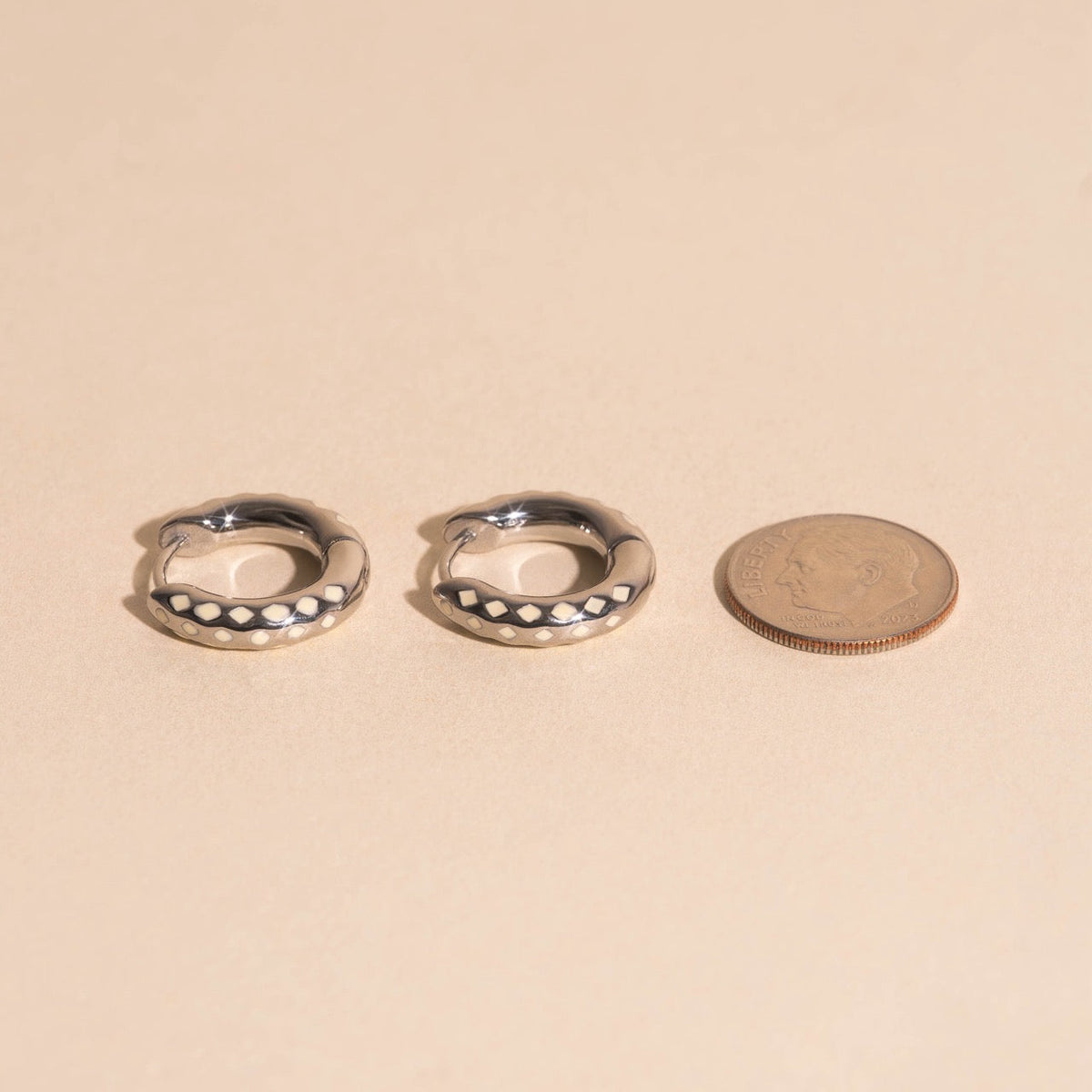 Diamond Lattice Chunky Rounded Huggie Hoop Earrings