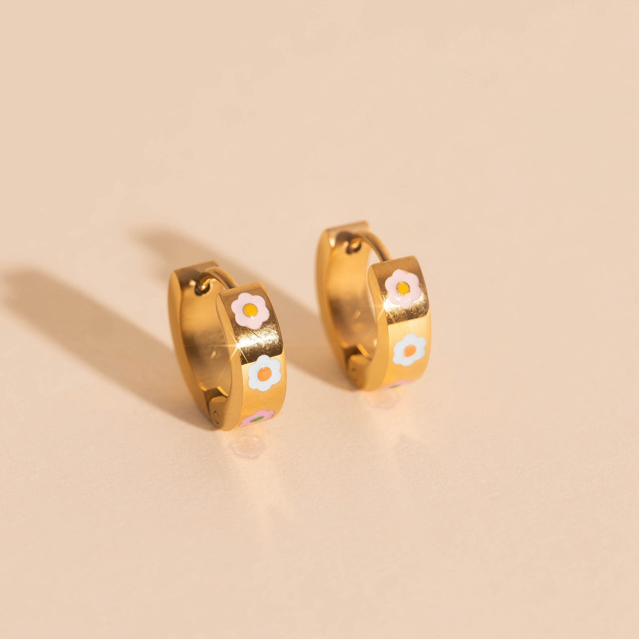 Flower Chunky Huggie Hoop Earrings