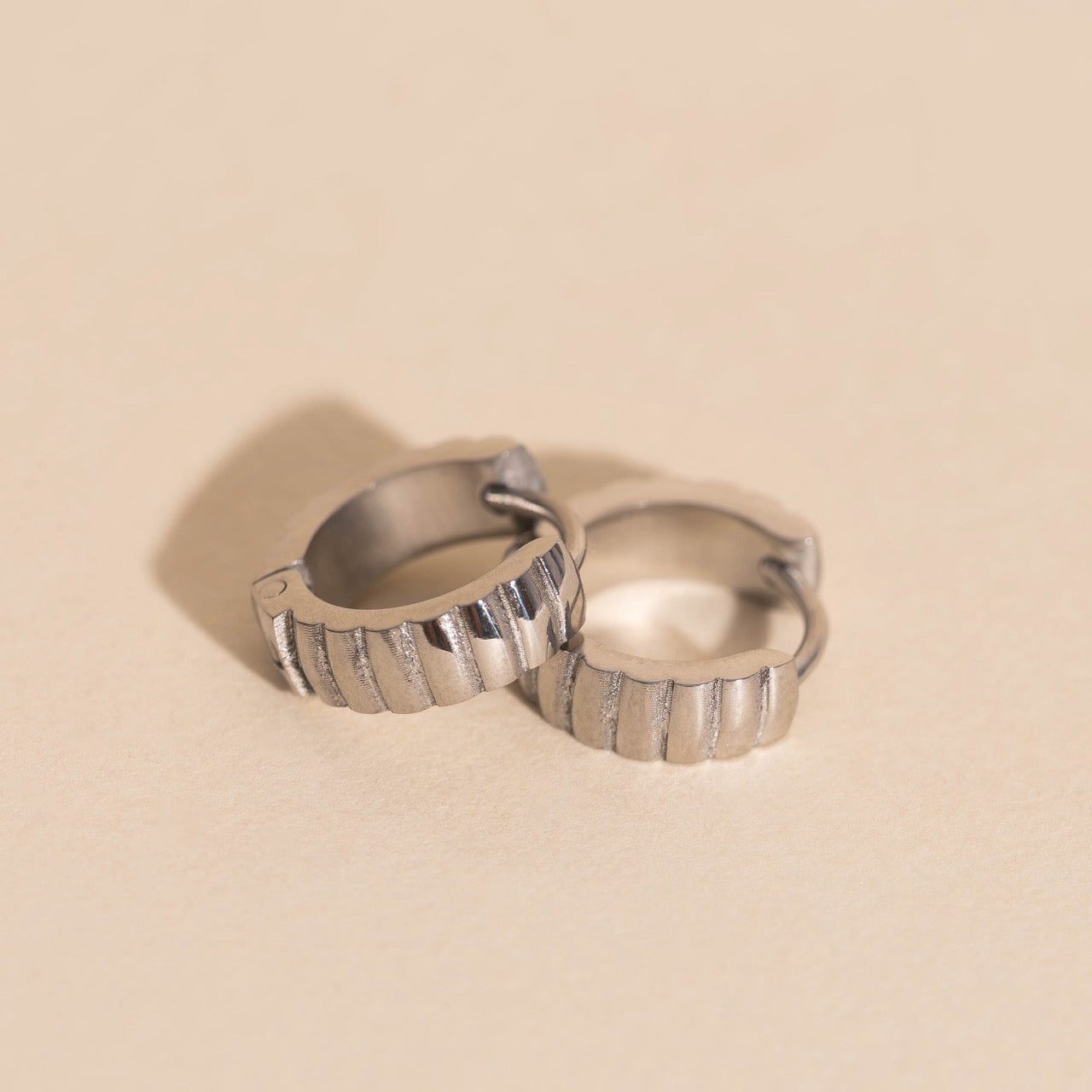 Scalloped Chunky Huggie Hoop Earrings