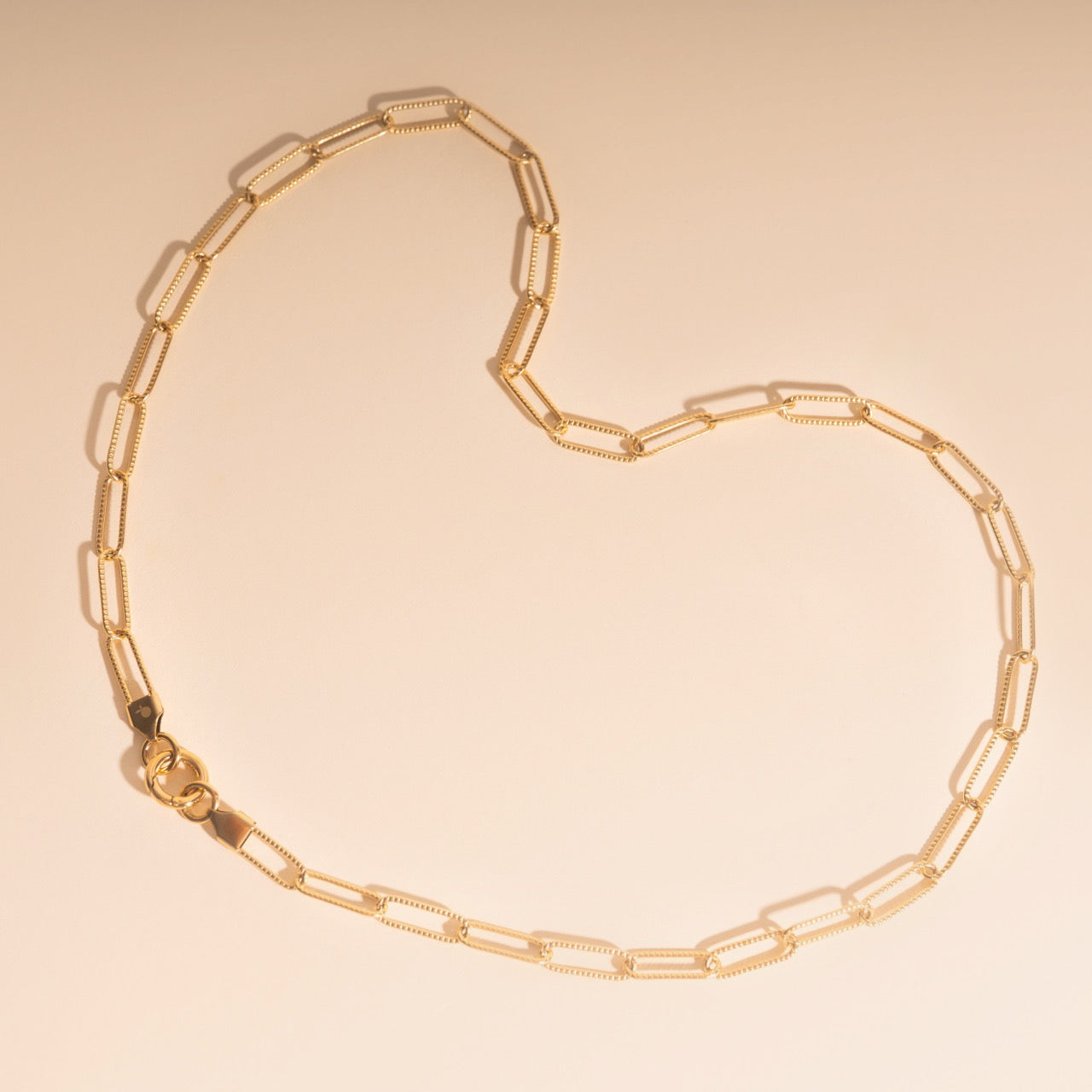 Textured Paperclip Necklace