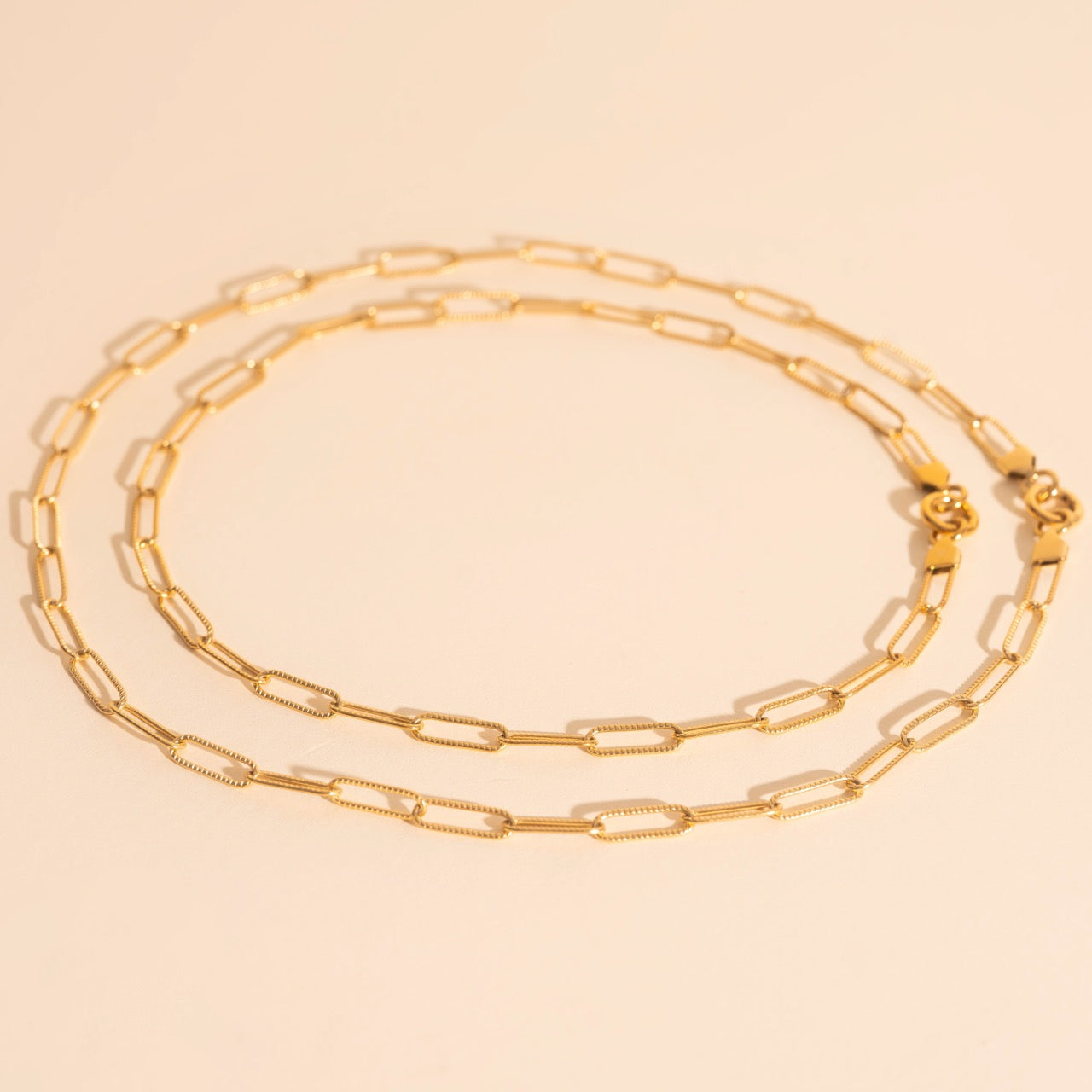 Textured Paperclip Necklace