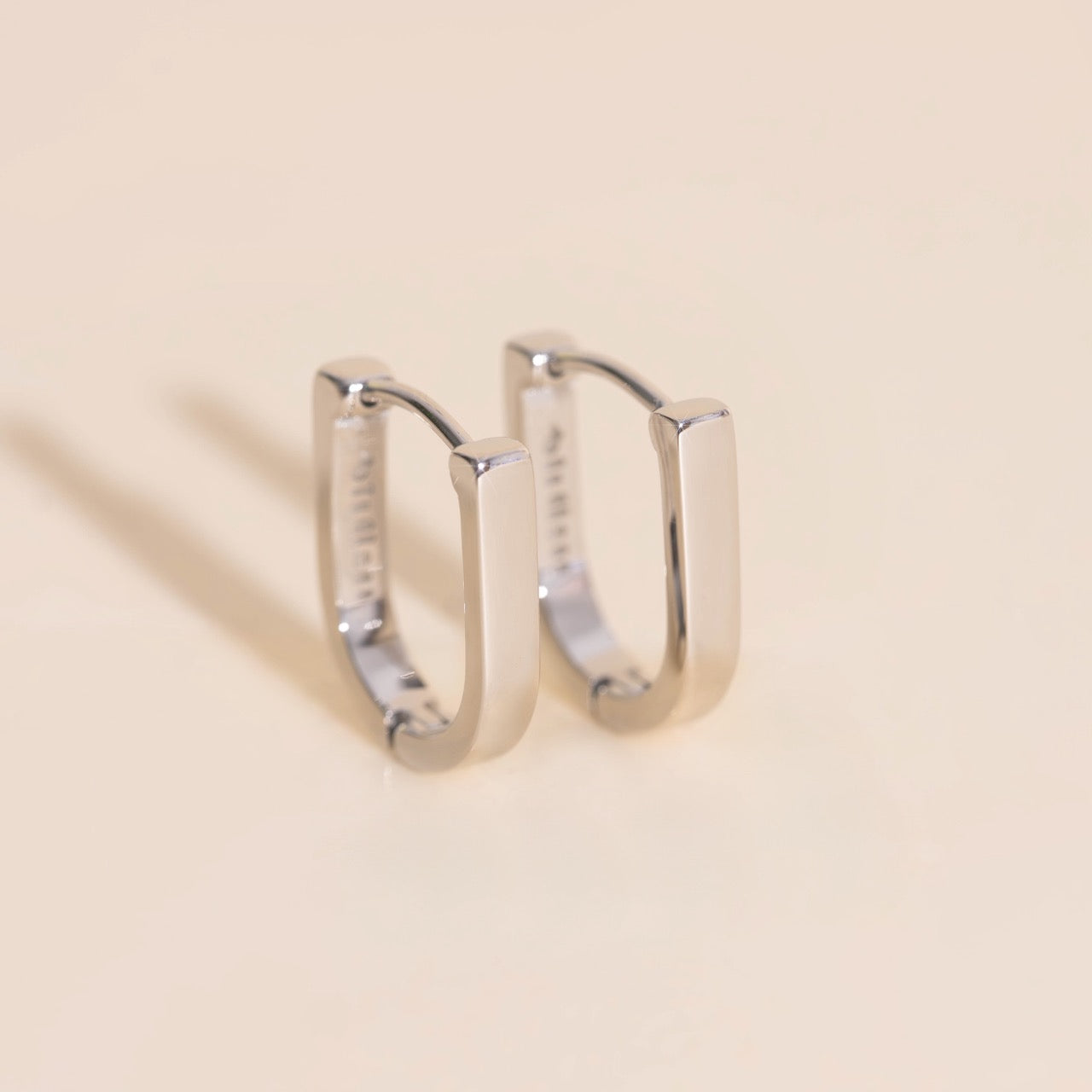 Titanium Smooth Stirrup Huggie Hoop Earrings - FeatherTUFF™