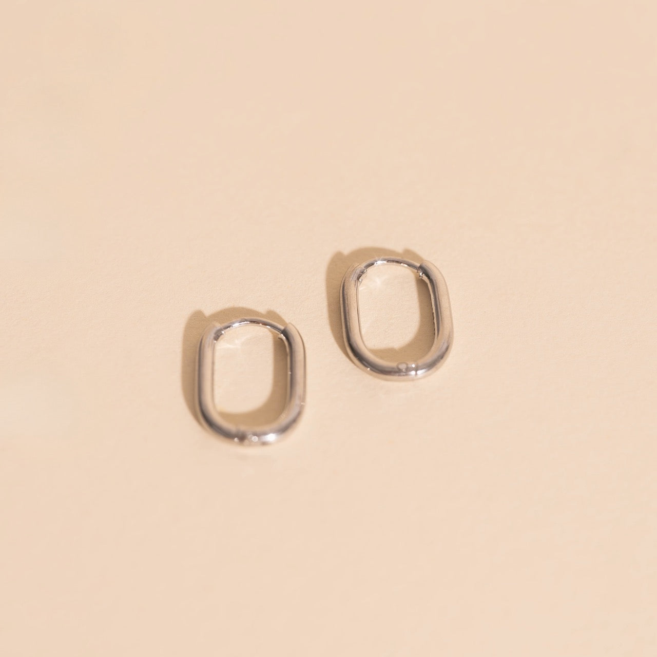 Titanium Rectangle Rounded Huggie Hoop Earrings - FeatherTUFF™