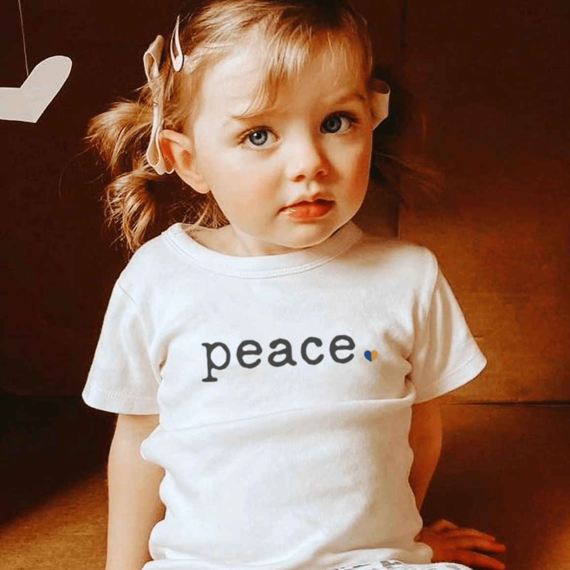 graphic tee | peace