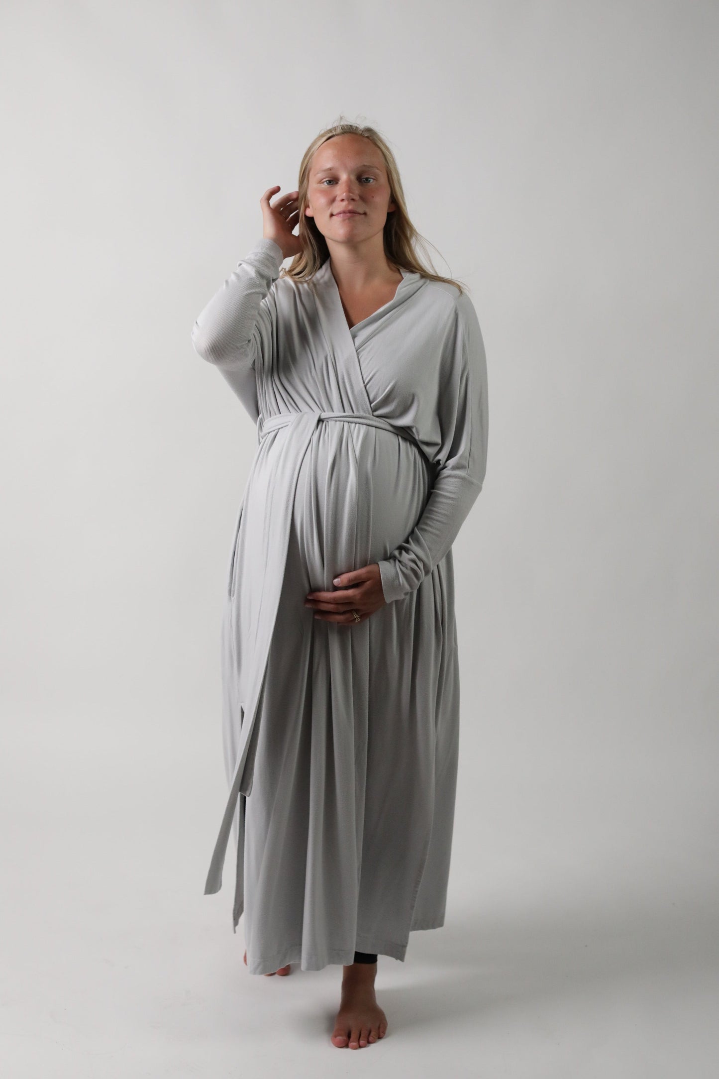 GOLDIE || LONG SLEEVE LOUNGEWEAR MATERNITY ROBE