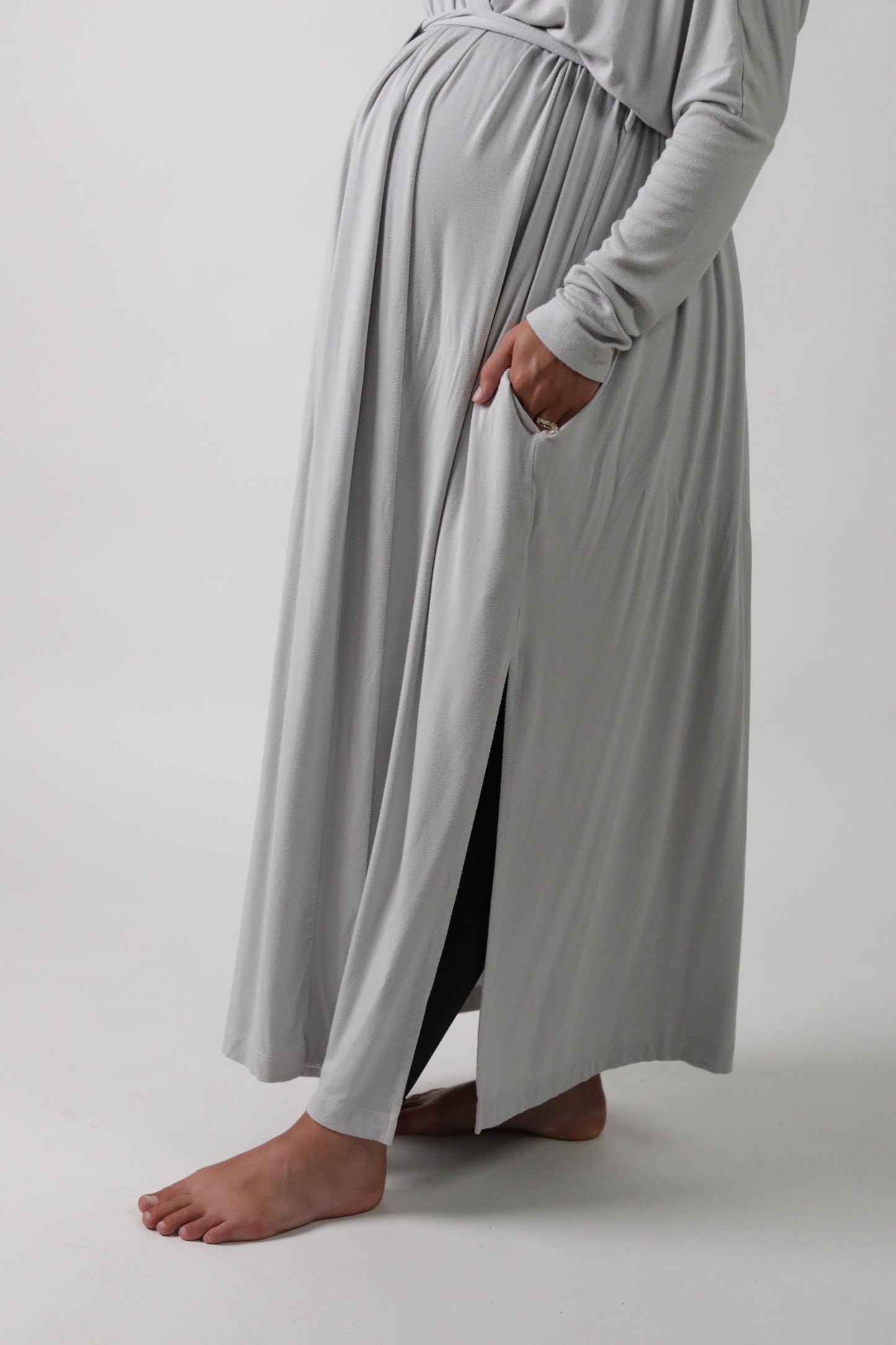 GOLDIE || LONG SLEEVE LOUNGEWEAR MATERNITY ROBE