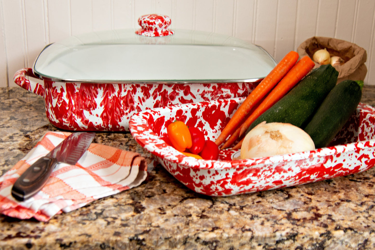 Red Swirl Baking Pan