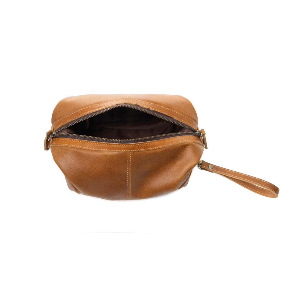 Myra Drifter Leather Shaving Kit for Men in tan