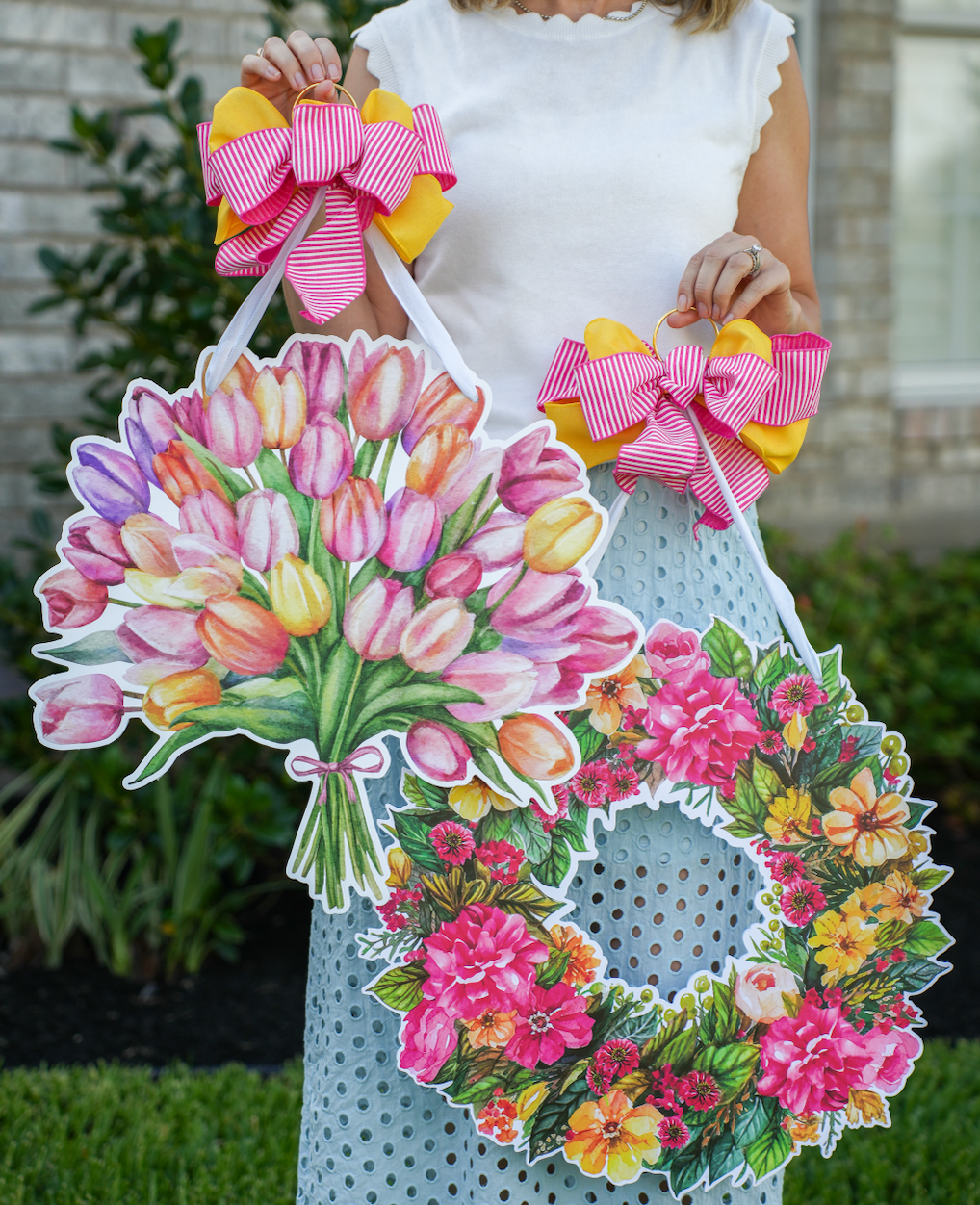 Timeless Tulips Door Hanger