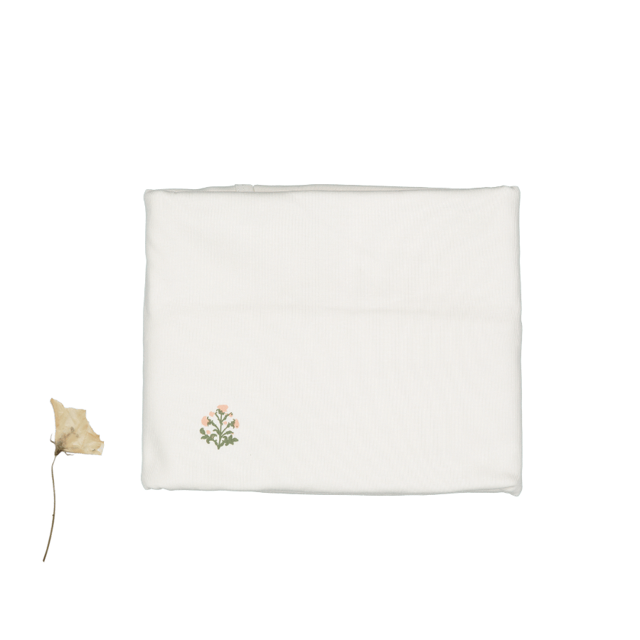 The Embroidered Blanket - Zara Pink